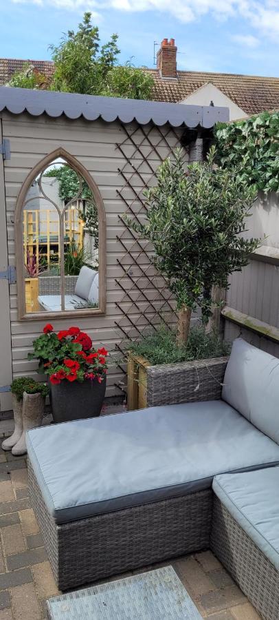 Caister Cottage, Beach 1 Minute Walk Away Екстериор снимка